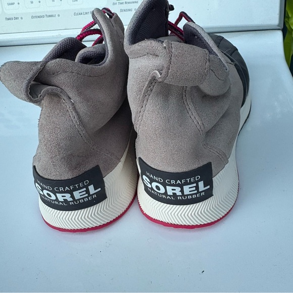 Sorel Gray and Pink Sneakers - Picture 3 of 4